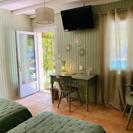 Logis Hotel Restaurant Hostellerie De La Tour Фонтвілль Екстер'єр фото